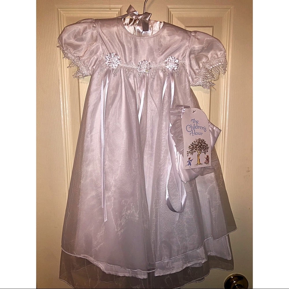 Girl’s Christening Gown 0-3 months
